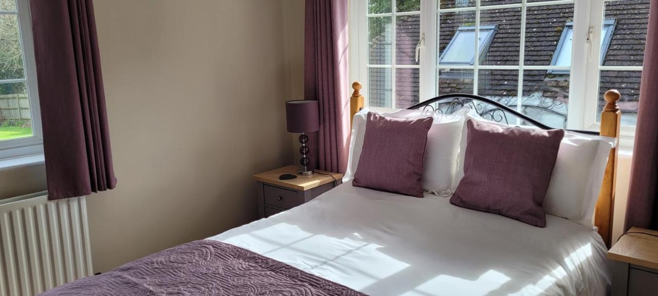 Bed and Breakfast Ha'Penny Acre Sherfield English Екстер'єр фото