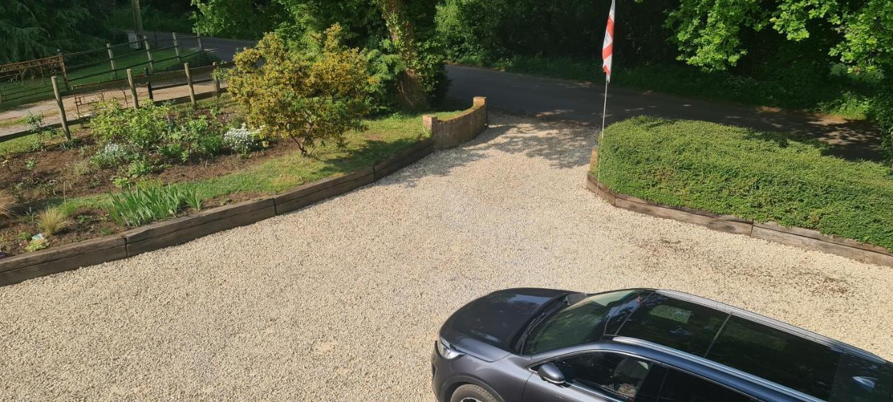 Bed and Breakfast Ha'Penny Acre Sherfield English Екстер'єр фото